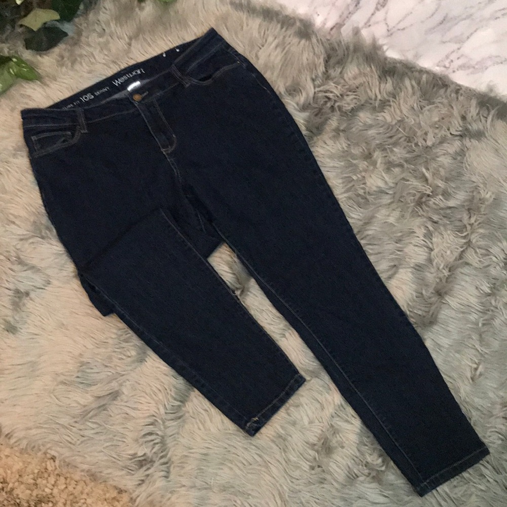 Super Stretch Skinny Jeans